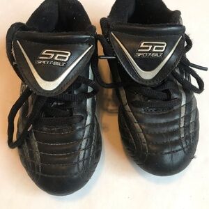 Kids Soccer Cleats -Size 9 1/2-